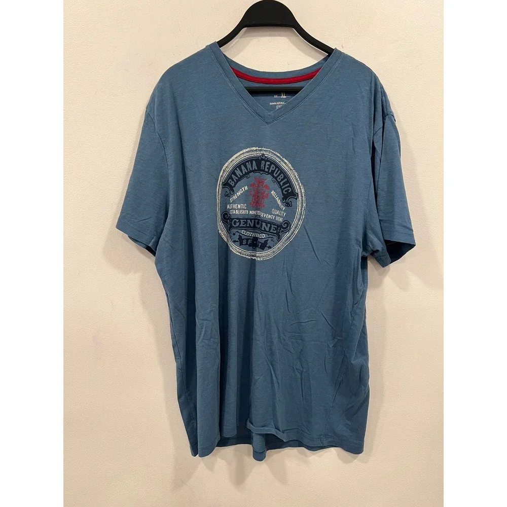 Banana Republic T-Shirt Men's XL Blue V-Neck Graphic Tee Cotton Short Sleeve
